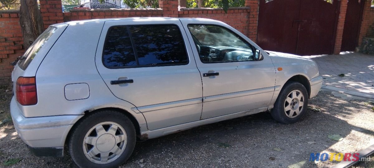1998' Volkswagen Golf photo #4