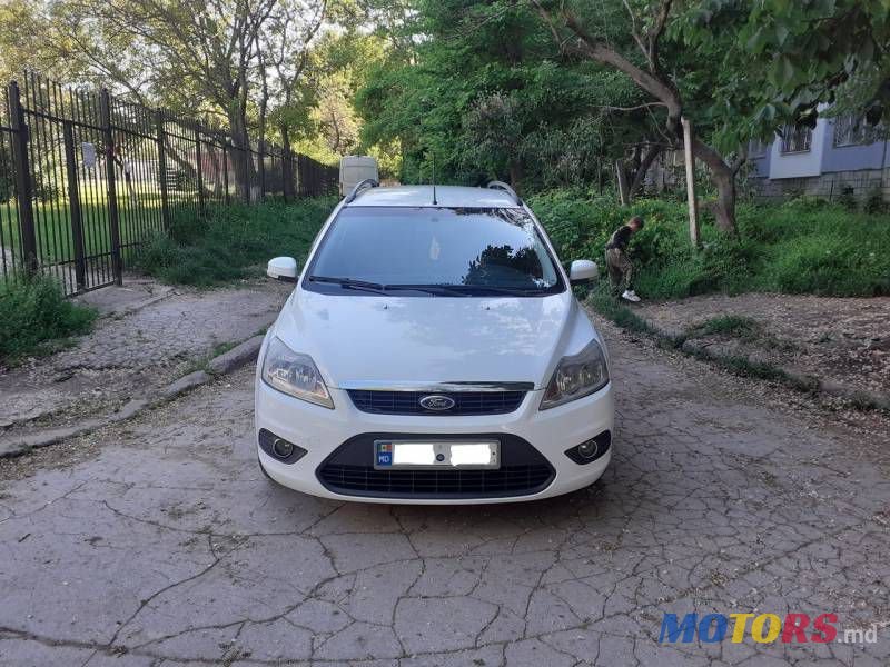 2009' Ford Focus photo #4