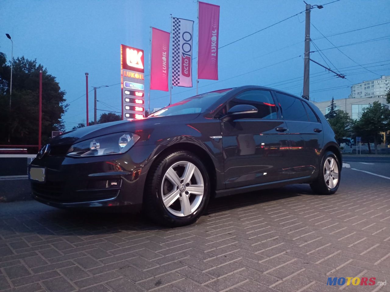 2014' Volkswagen Golf photo #5