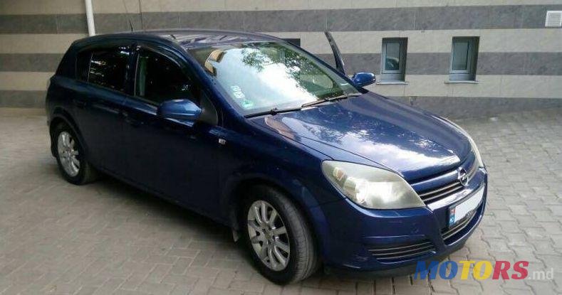 2006' Opel Astra photo #1