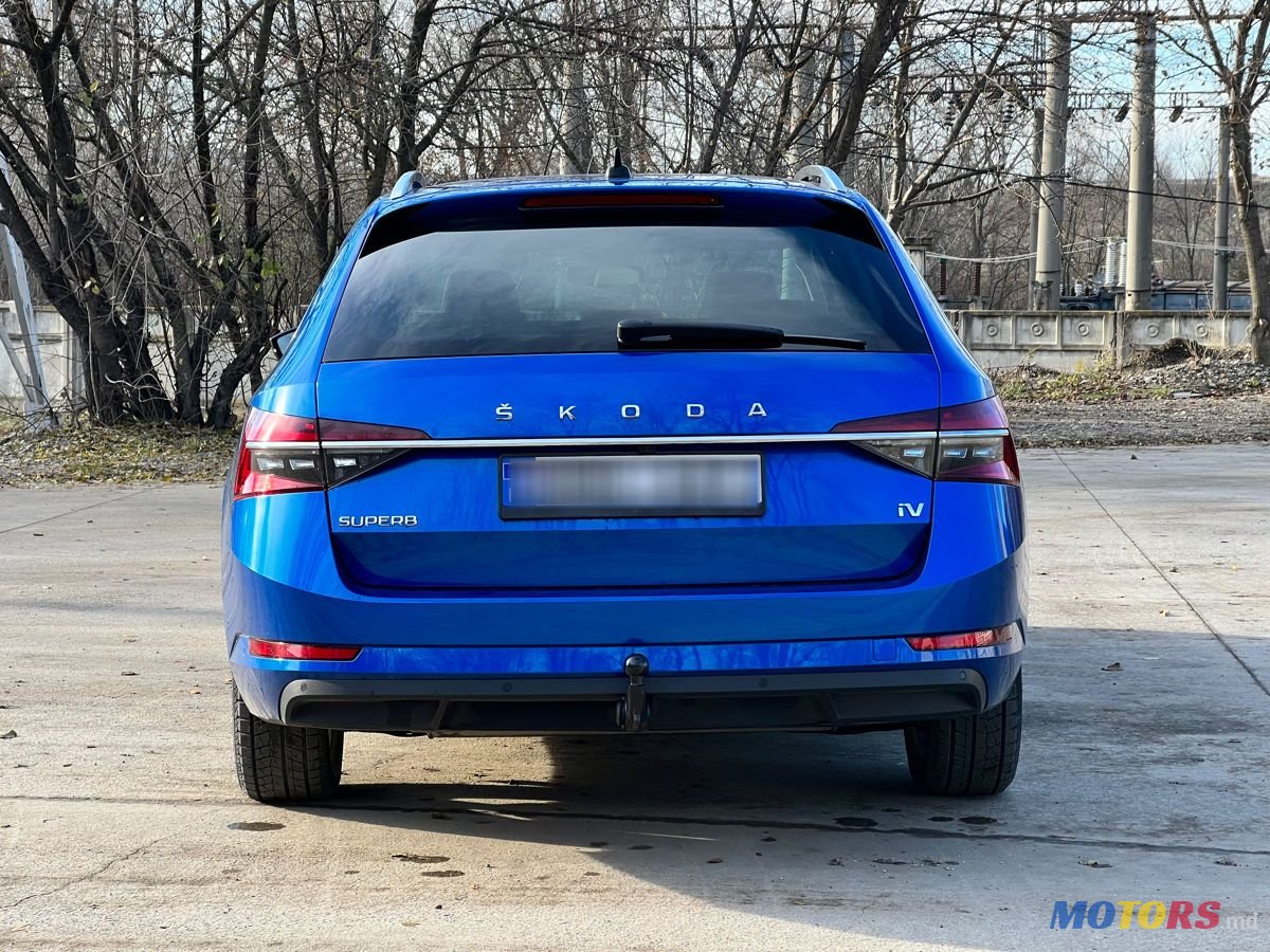2020' Skoda Superb photo #5