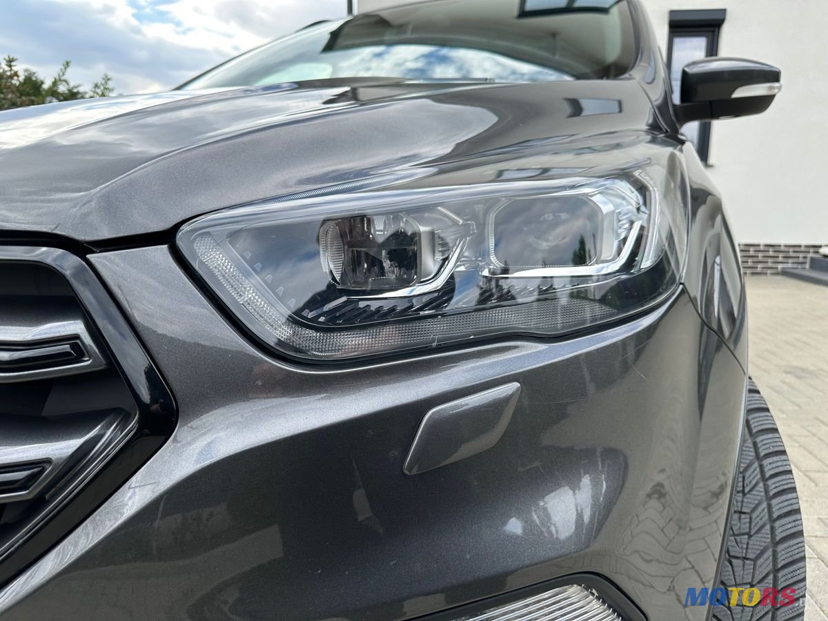 2018' Ford Kuga photo #6