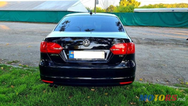 2015' Volkswagen Jetta photo #3