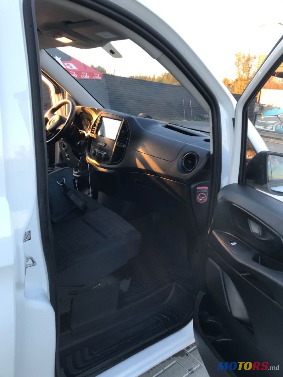 2017' Mercedes-Benz Vito photo #6