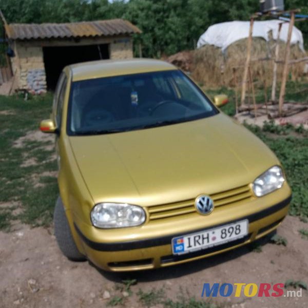 2000' Volkswagen Golf photo #1