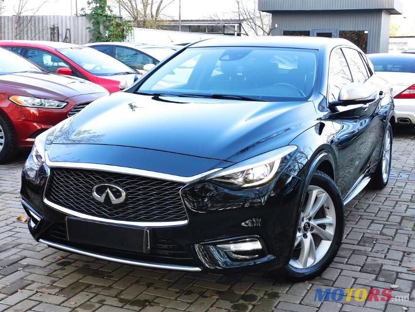 2017' Infiniti Qx30 photo #1