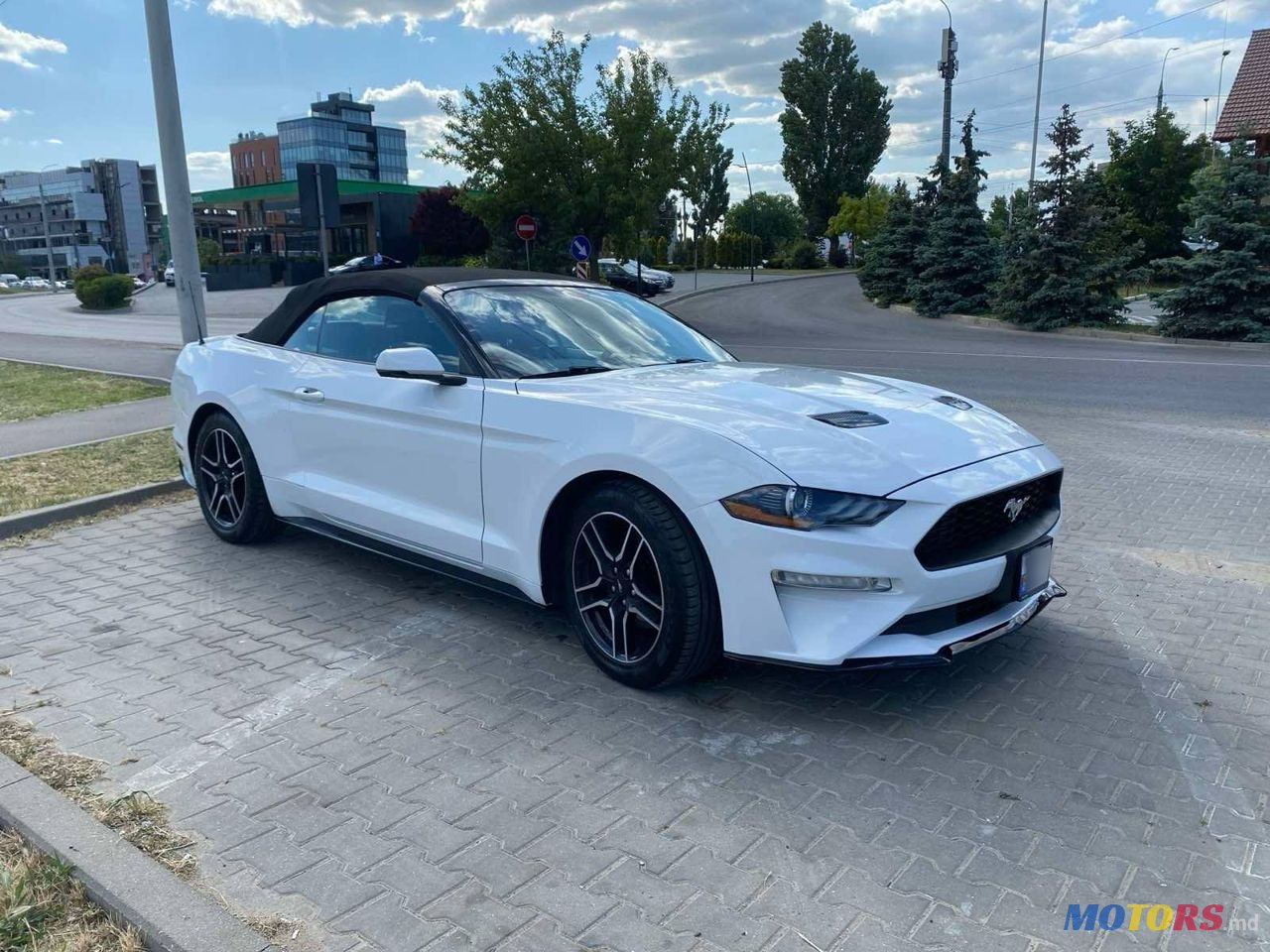 2018' Ford Mustang photo #3