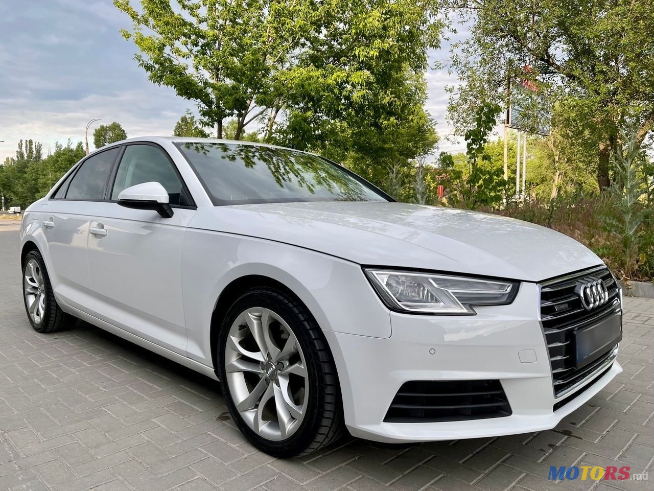 2017' Audi A4 photo #1