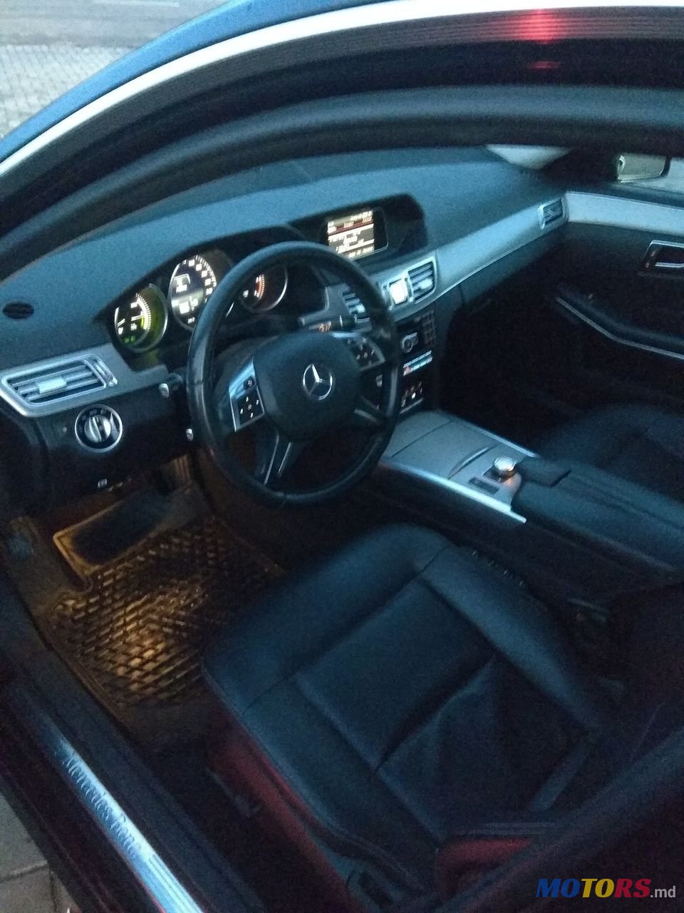 2014' Mercedes-Benz E Класс photo #2