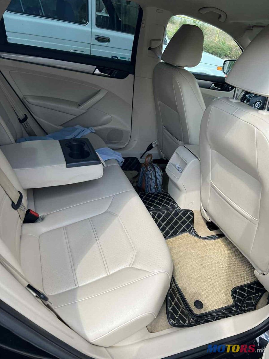 2015' Volkswagen Passat photo #3