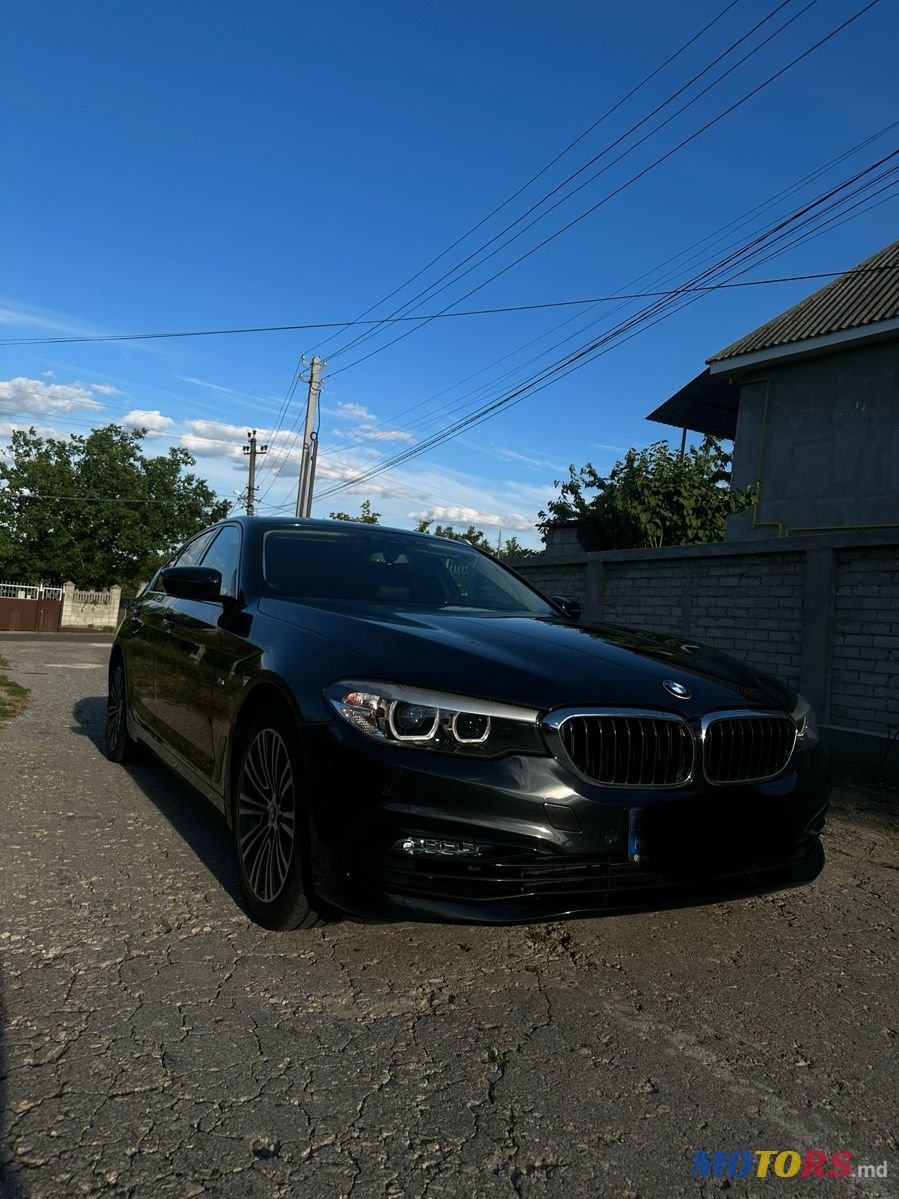 2018' BMW 5 Series photo #1