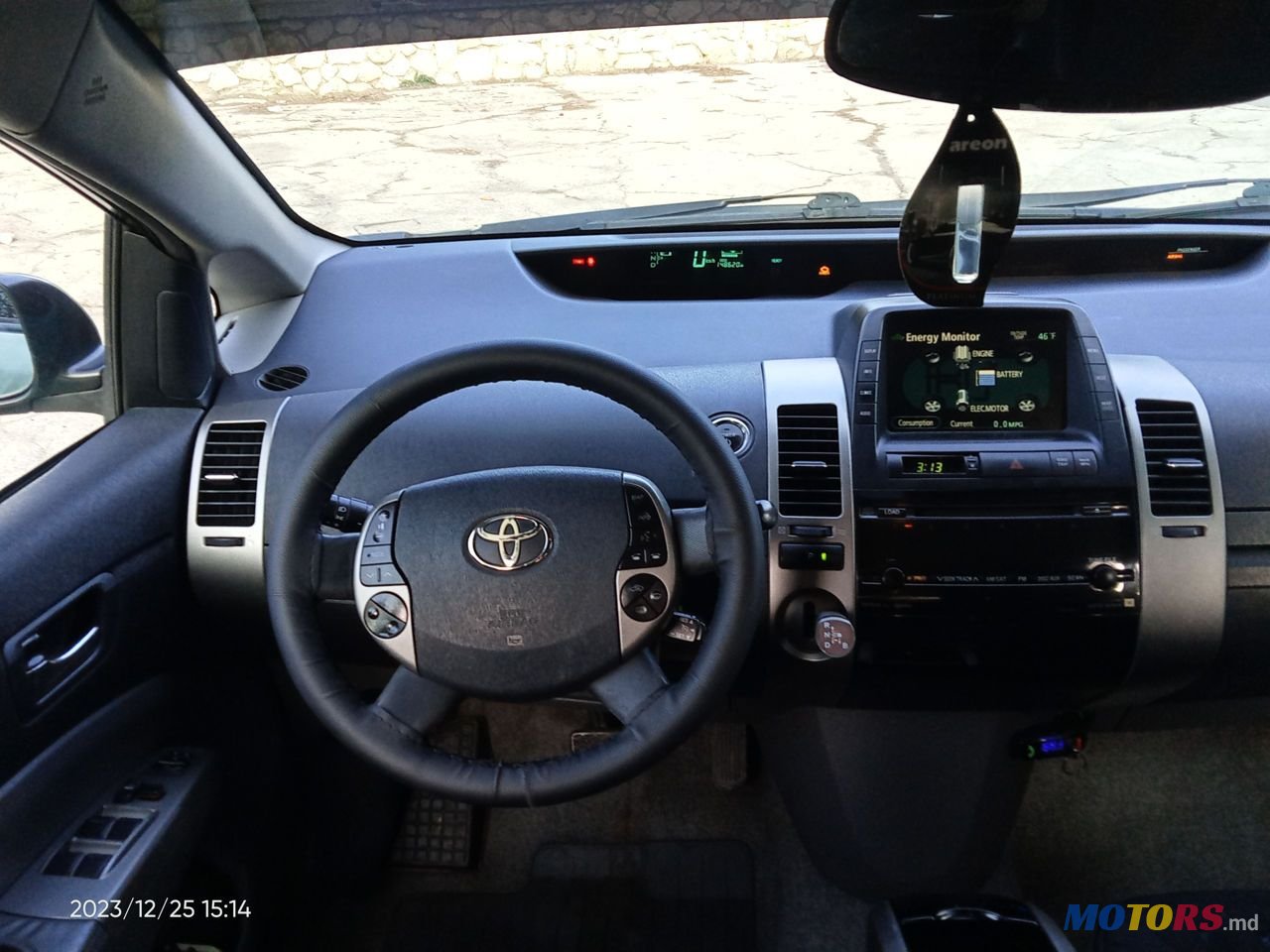 2008' Toyota Prius photo #5