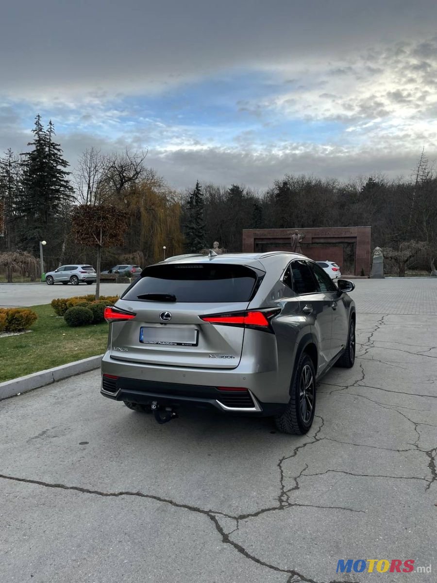 2020' Lexus Nx Series photo #4