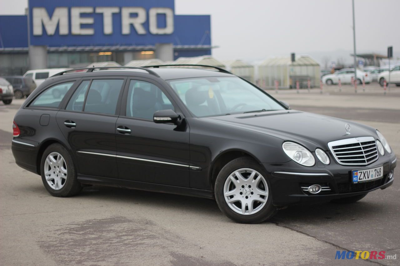 2008' Mercedes-Benz E Класс photo #3