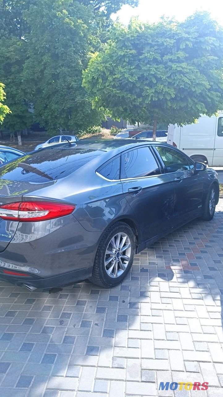 2016' Ford Fusion photo #2