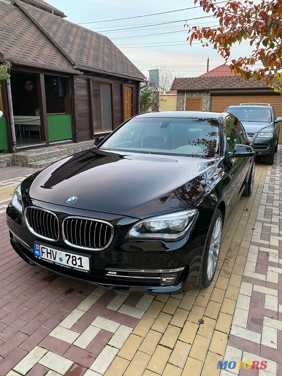 2013' BMW 7 Series photo #1