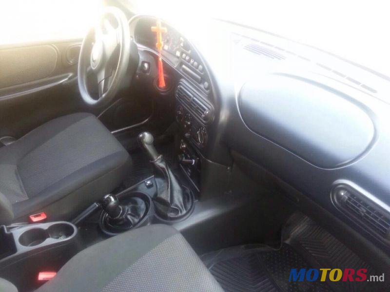 2011' Chevrolet Niva photo #1