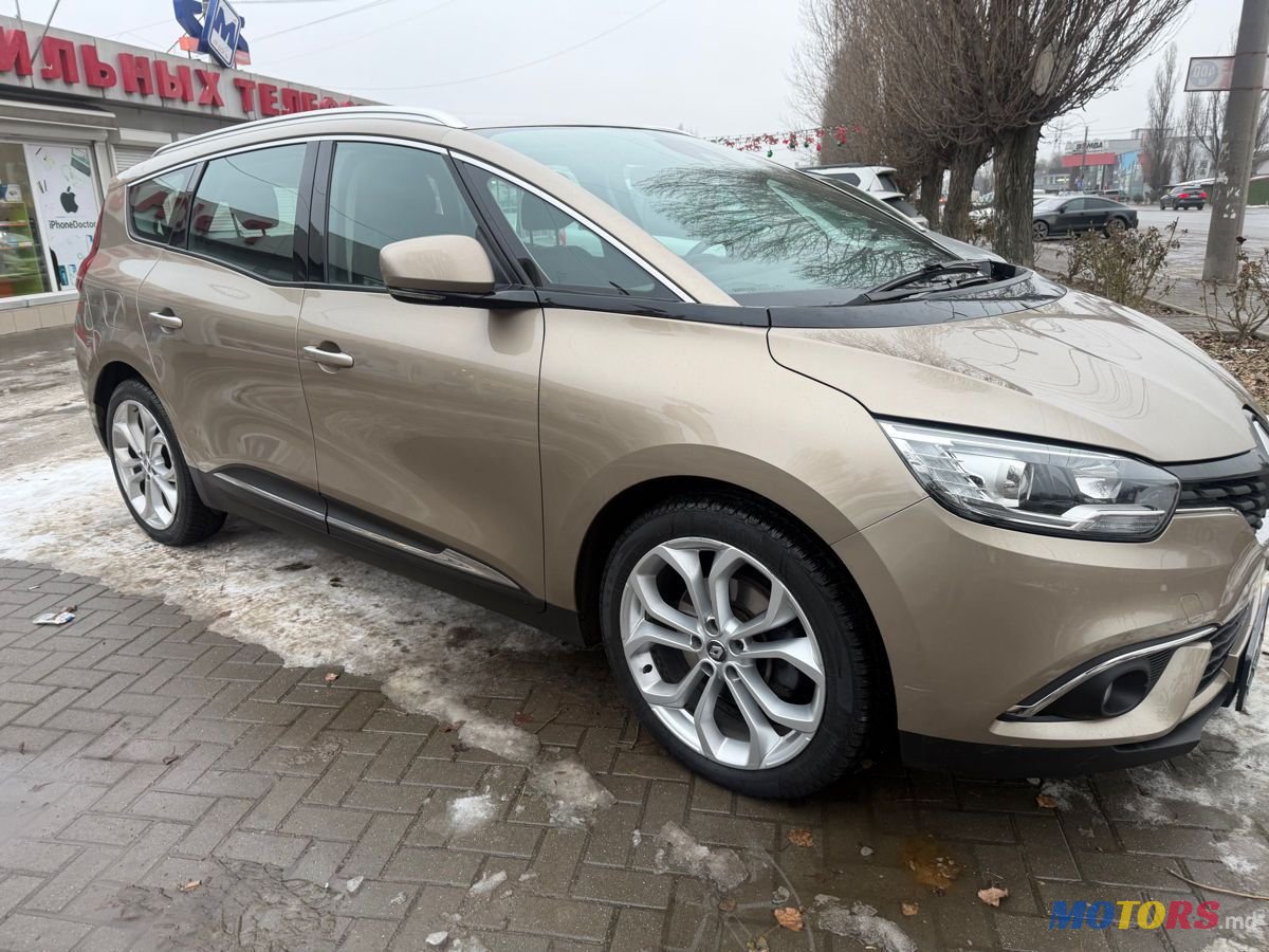 2017' Renault Grand Scenic photo #3