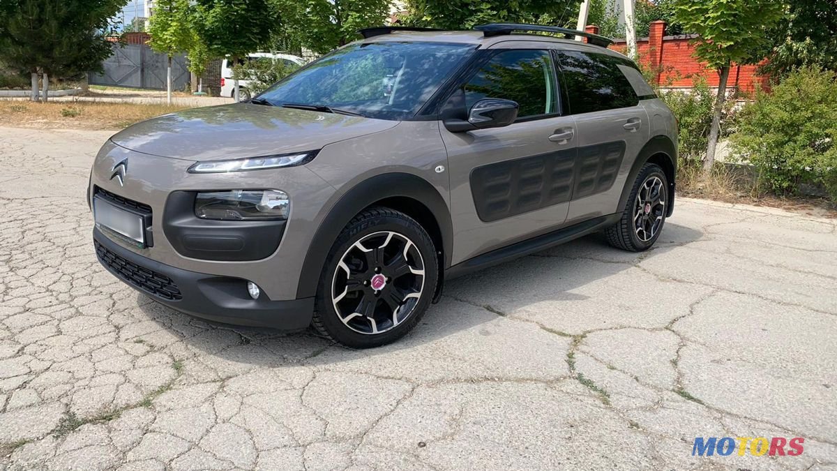 2016' Citroen C4 Cactus photo #2