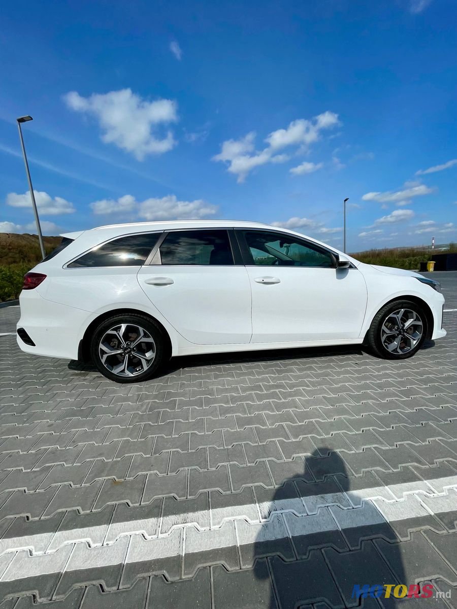 2021' Kia Ceed photo #4