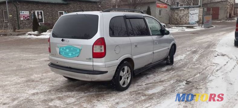 2004' Opel Zafira photo #3