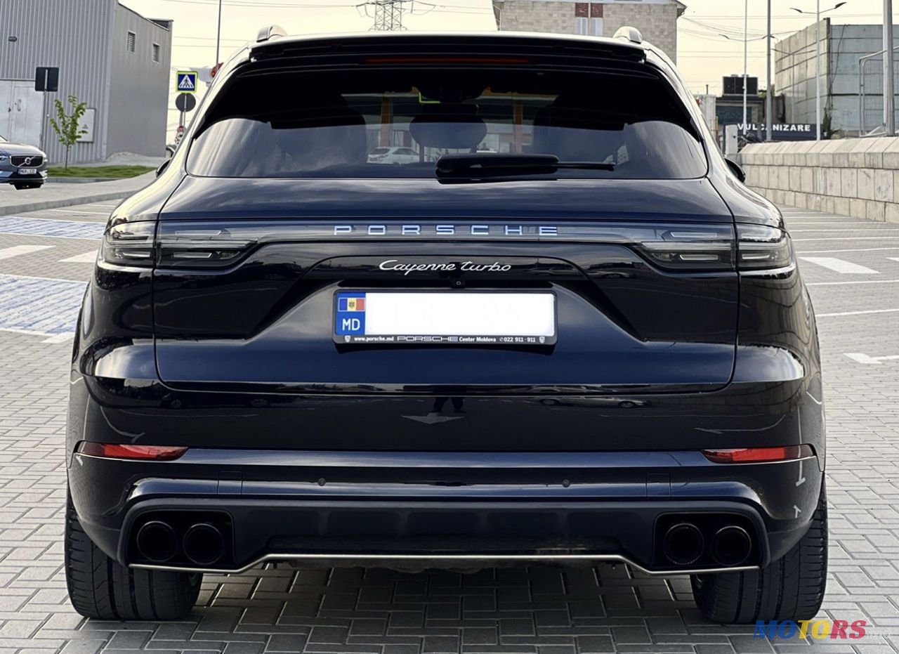 2018' Porsche Cayenne photo #6