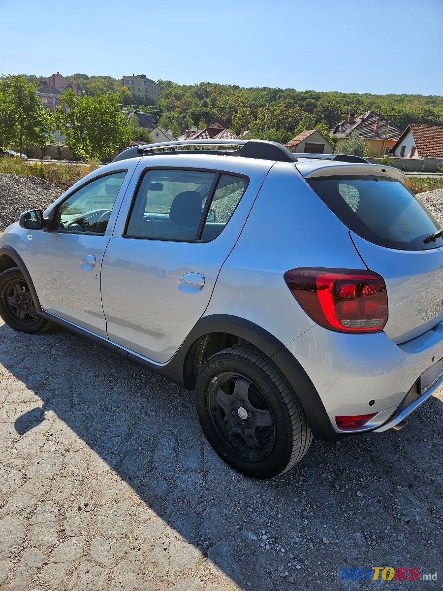 2020' Dacia Sandero Stepway photo #1