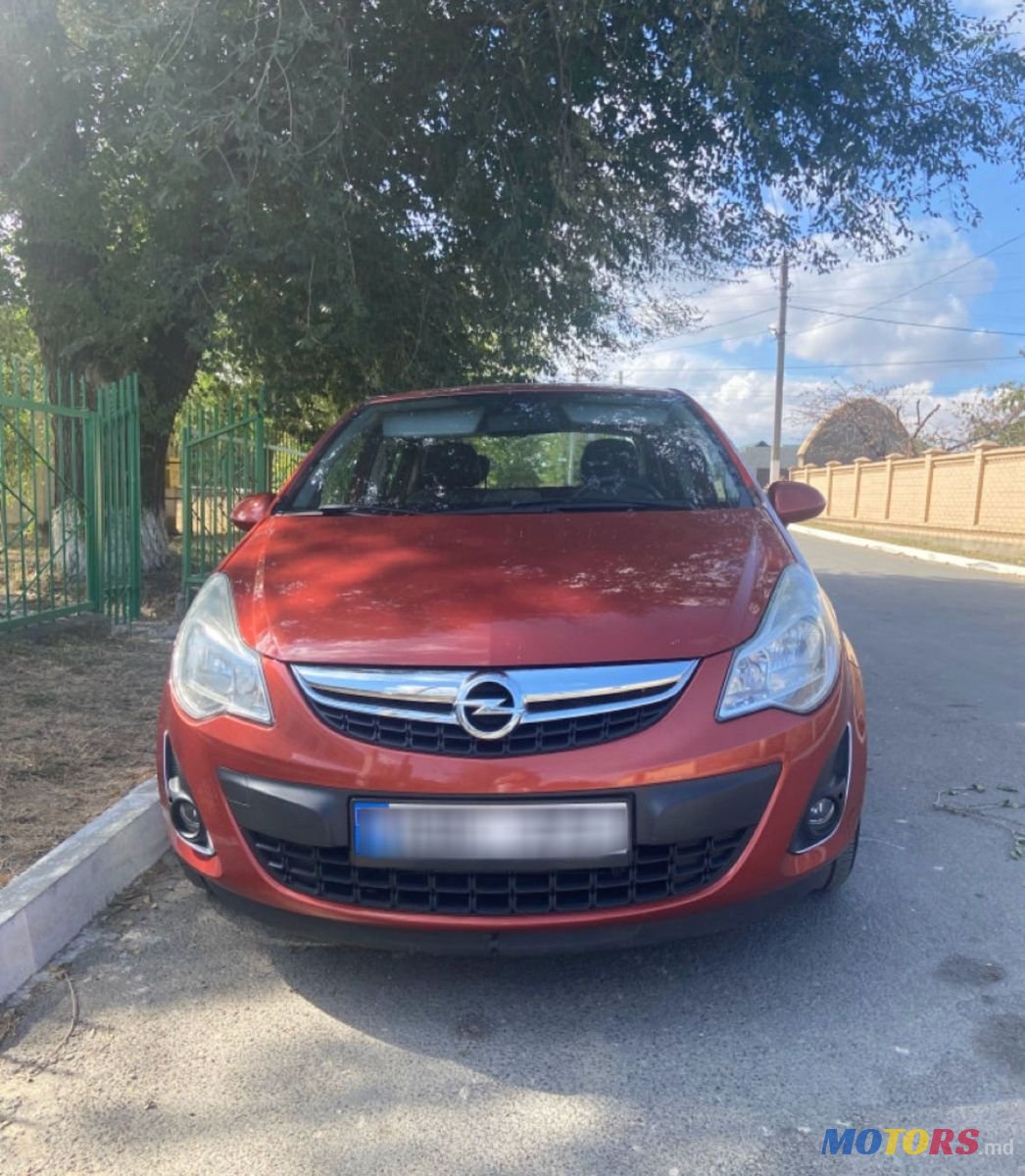 2013' Opel Corsa photo #2