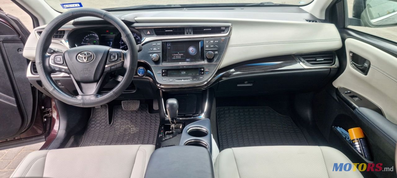 2013' Toyota Avalon photo #5