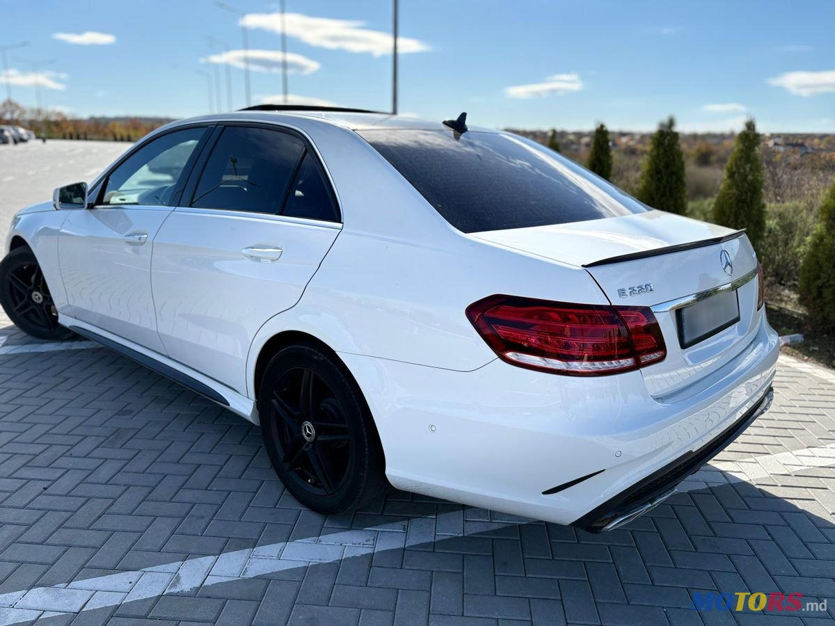 2015' Mercedes-Benz E-Class photo #4