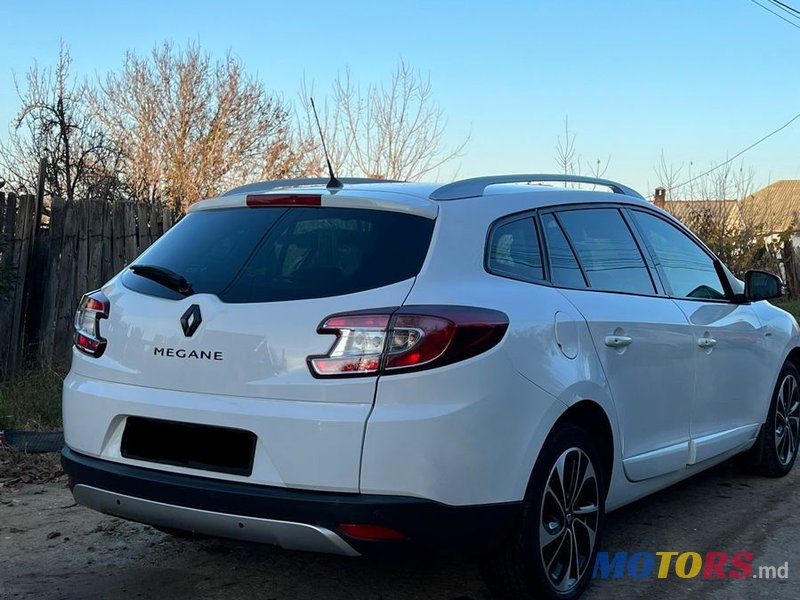 2015' Renault Megane photo #1