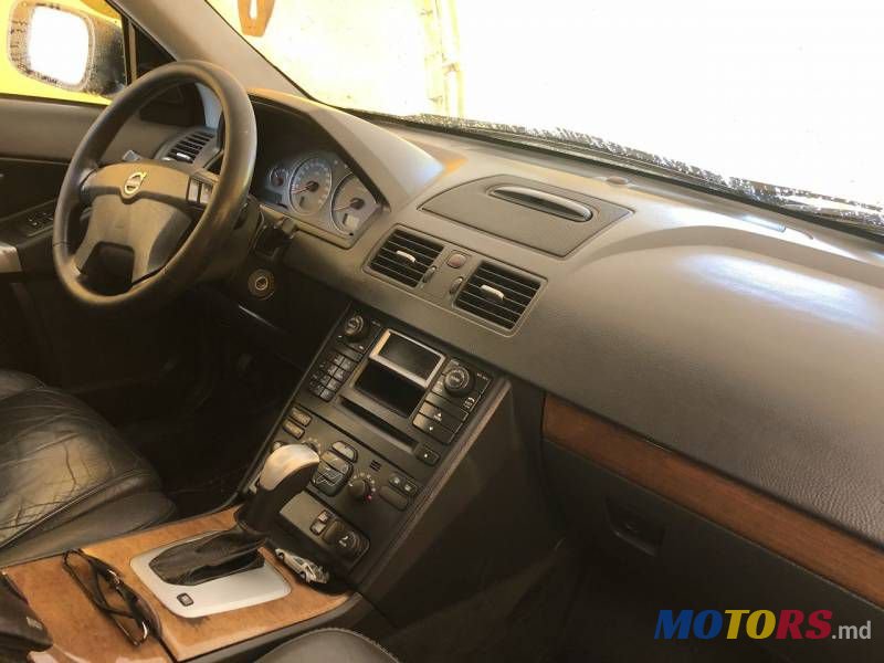 2004' Volvo XC90 photo #4