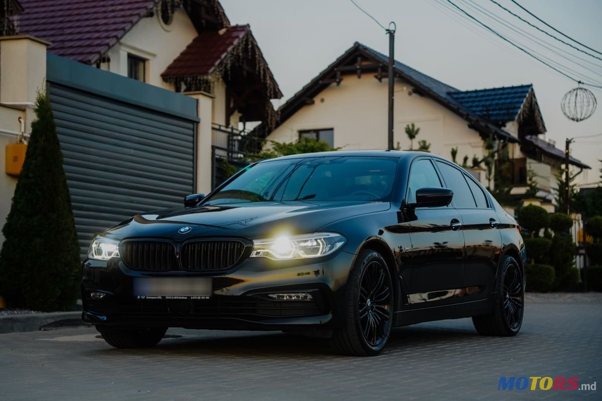 2017' BMW 5 Series photo #3