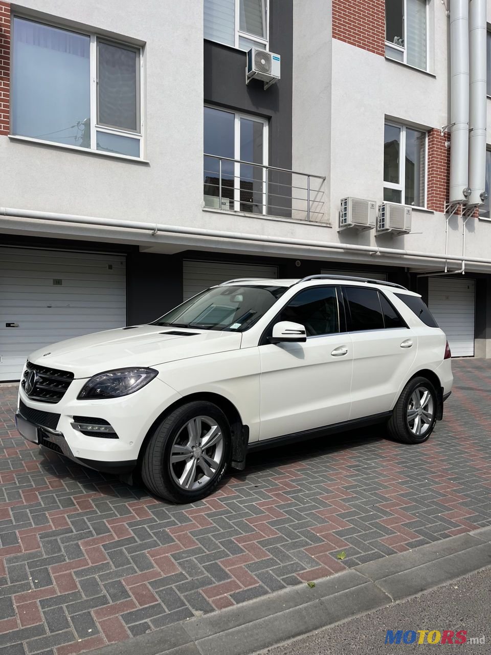 2014' Mercedes-Benz M Класс photo #1