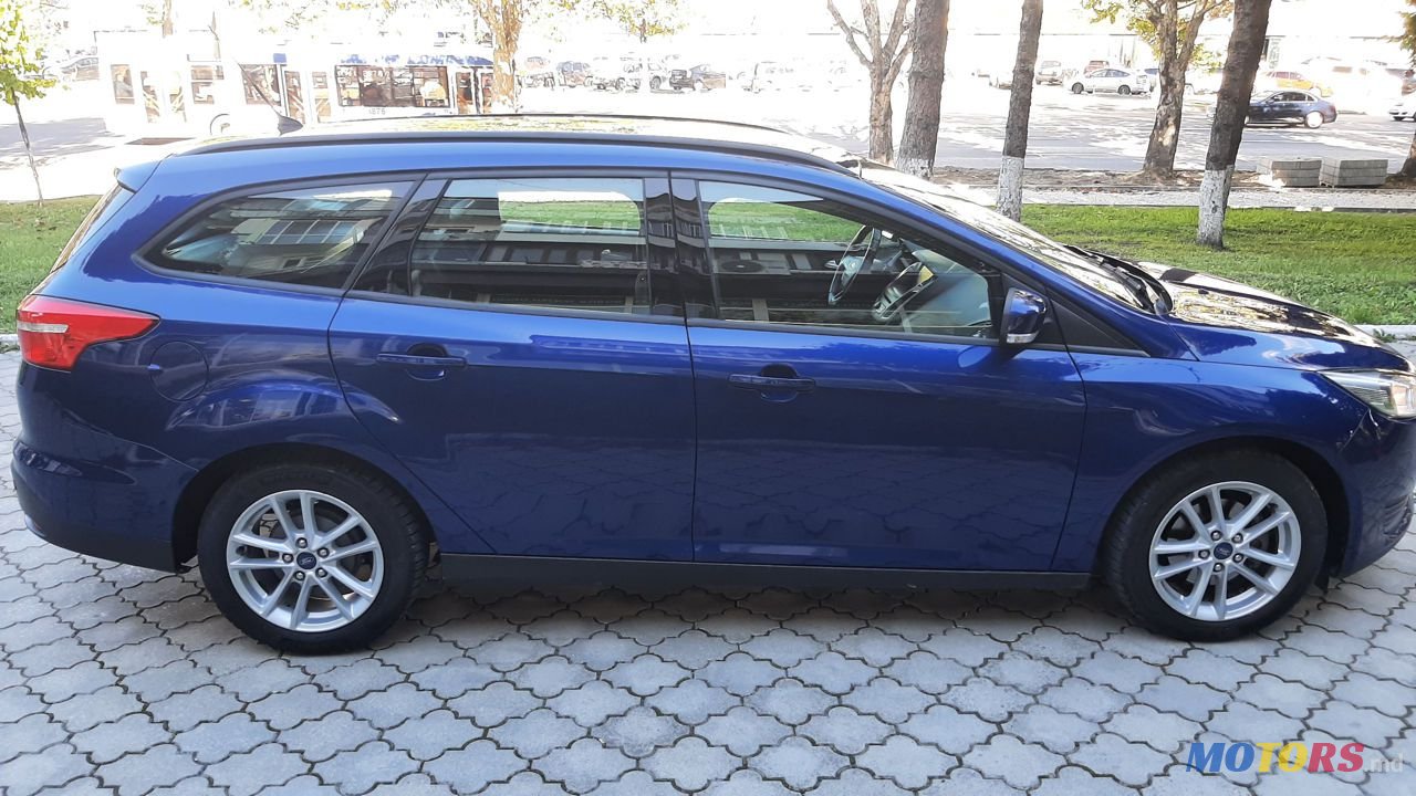 2016' Ford Focus photo #4