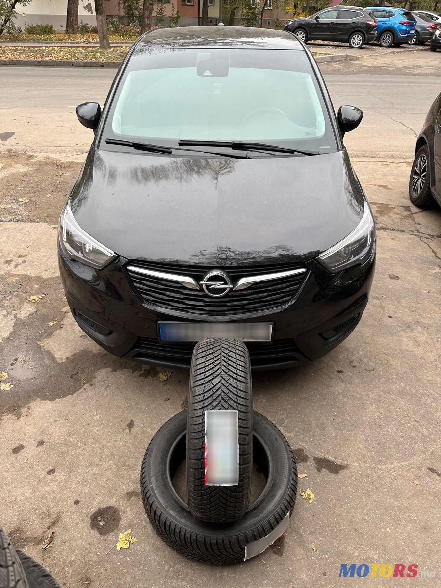 2019' Opel Crossland X photo #2