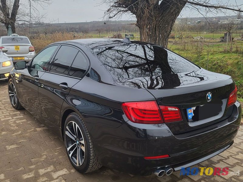 2013' BMW 5 Series photo #4