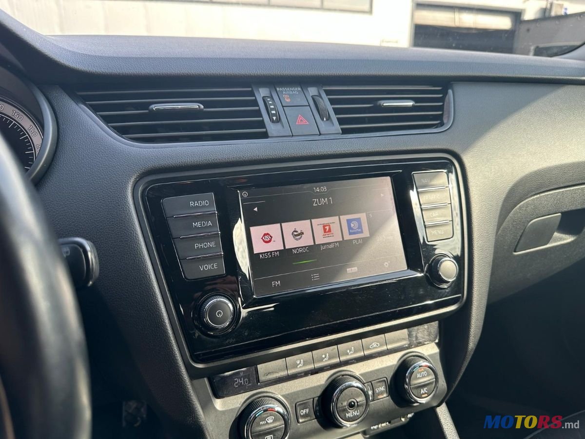 2015' Skoda Octavia photo #2