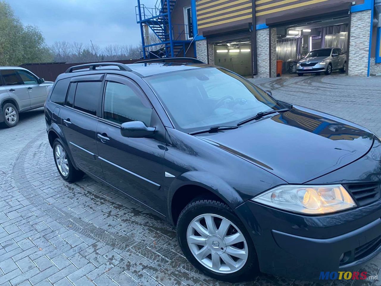 2007' Renault Megane photo #5