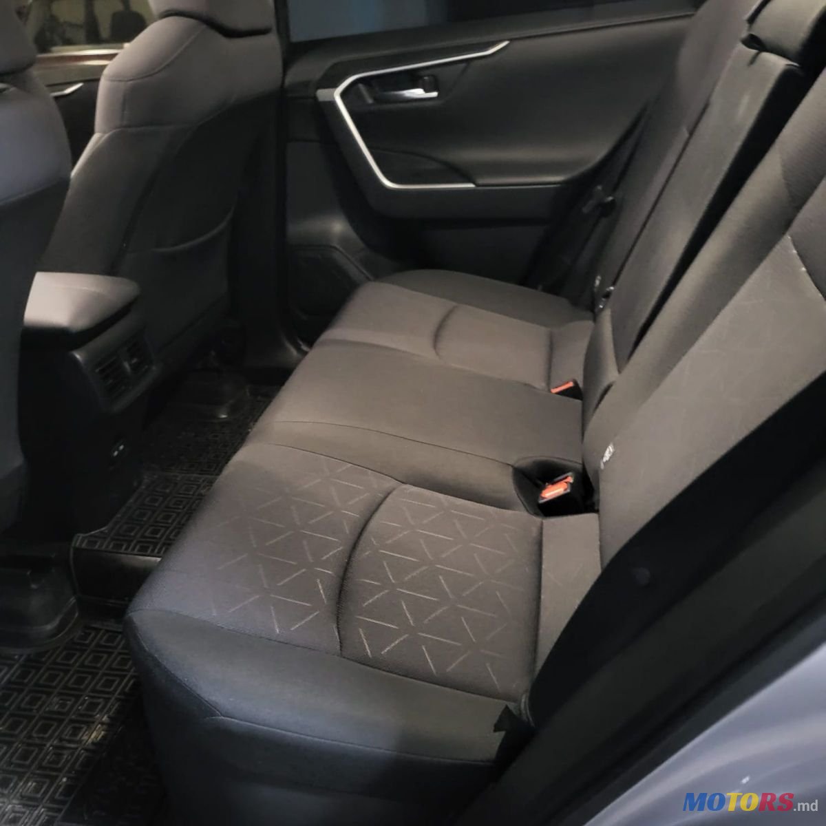 2022' Toyota RAV4 photo #6