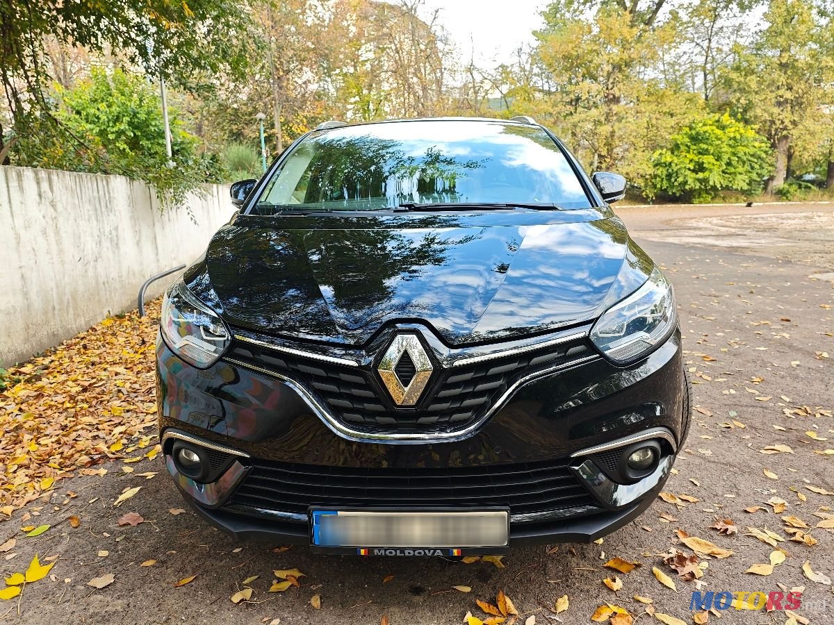 2017' Renault Grand Scenic photo #1