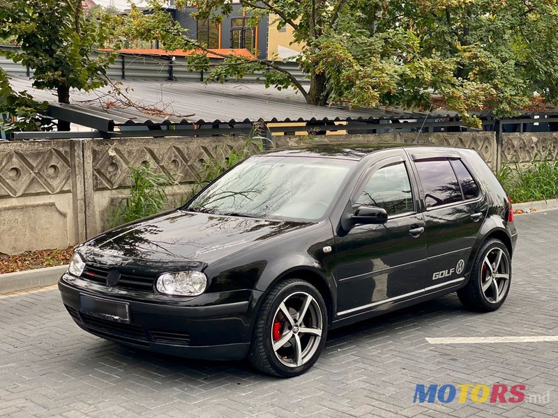 2000' Volkswagen Golf photo #1