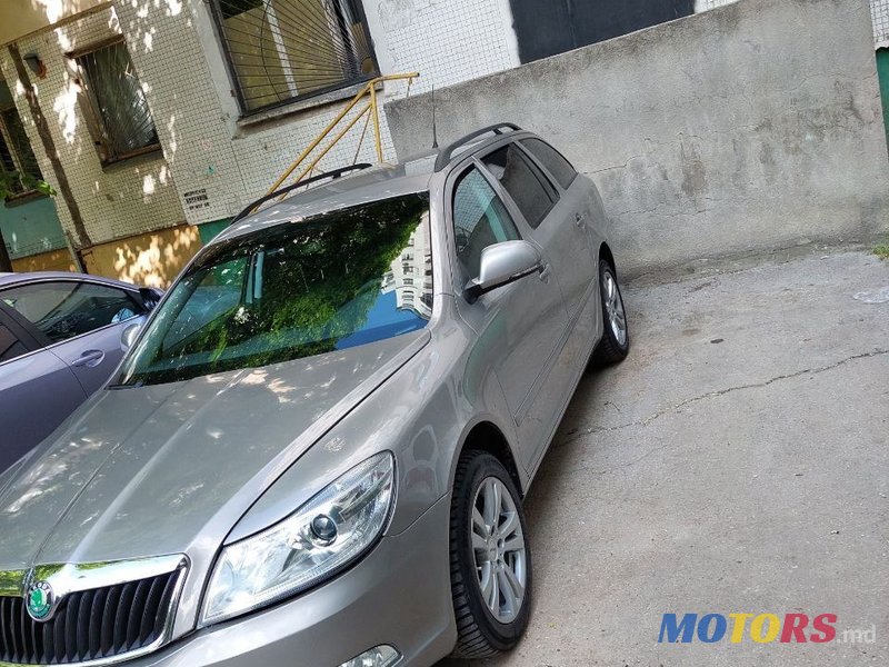 2009' Skoda Octavia photo #2