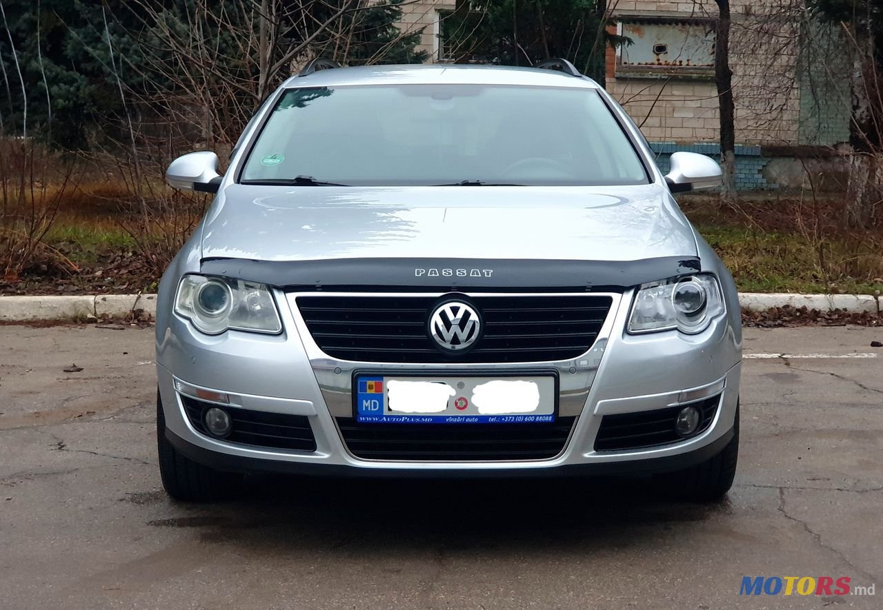 2009' Volkswagen Passat photo #3