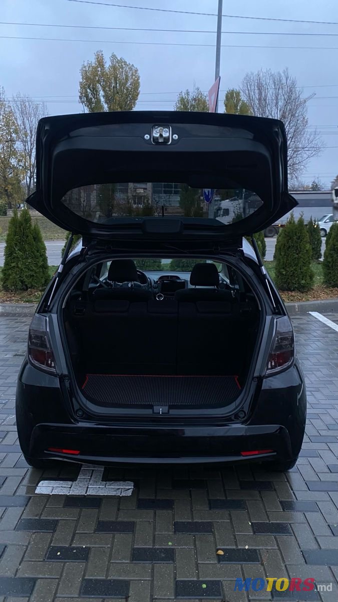 2012' Honda Jazz photo #3