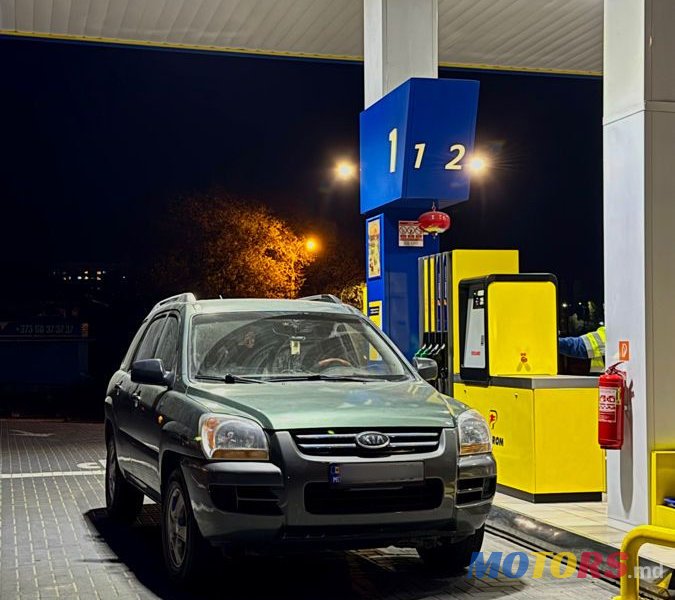 2005' Kia Sportage photo #2
