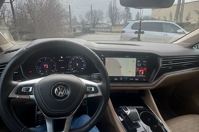 2018' Volkswagen Touareg