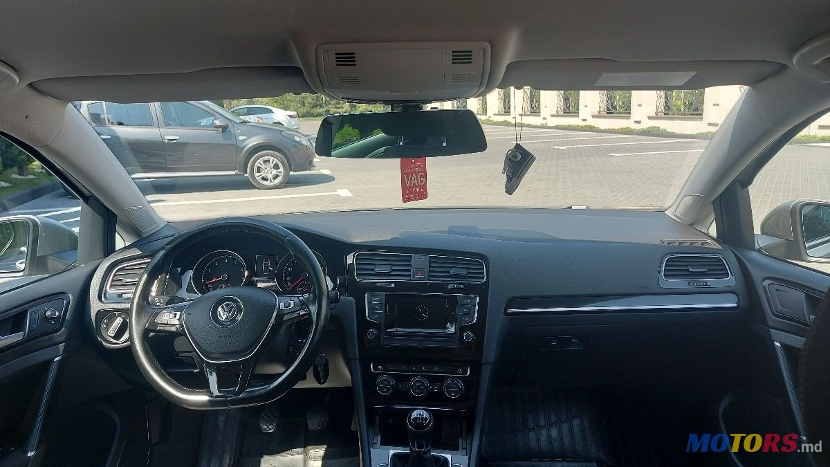 2013' Volkswagen Golf photo #4