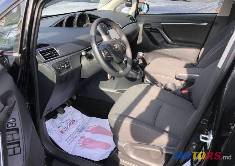 2016' Toyota Verso photo #1