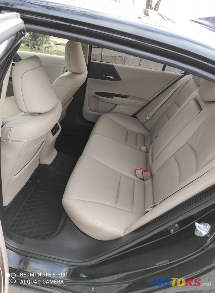 2017' Honda Accord photo #3